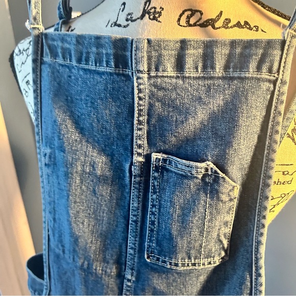 Treasure & Bond Apron Denim Overalls - Picture 9 of 15